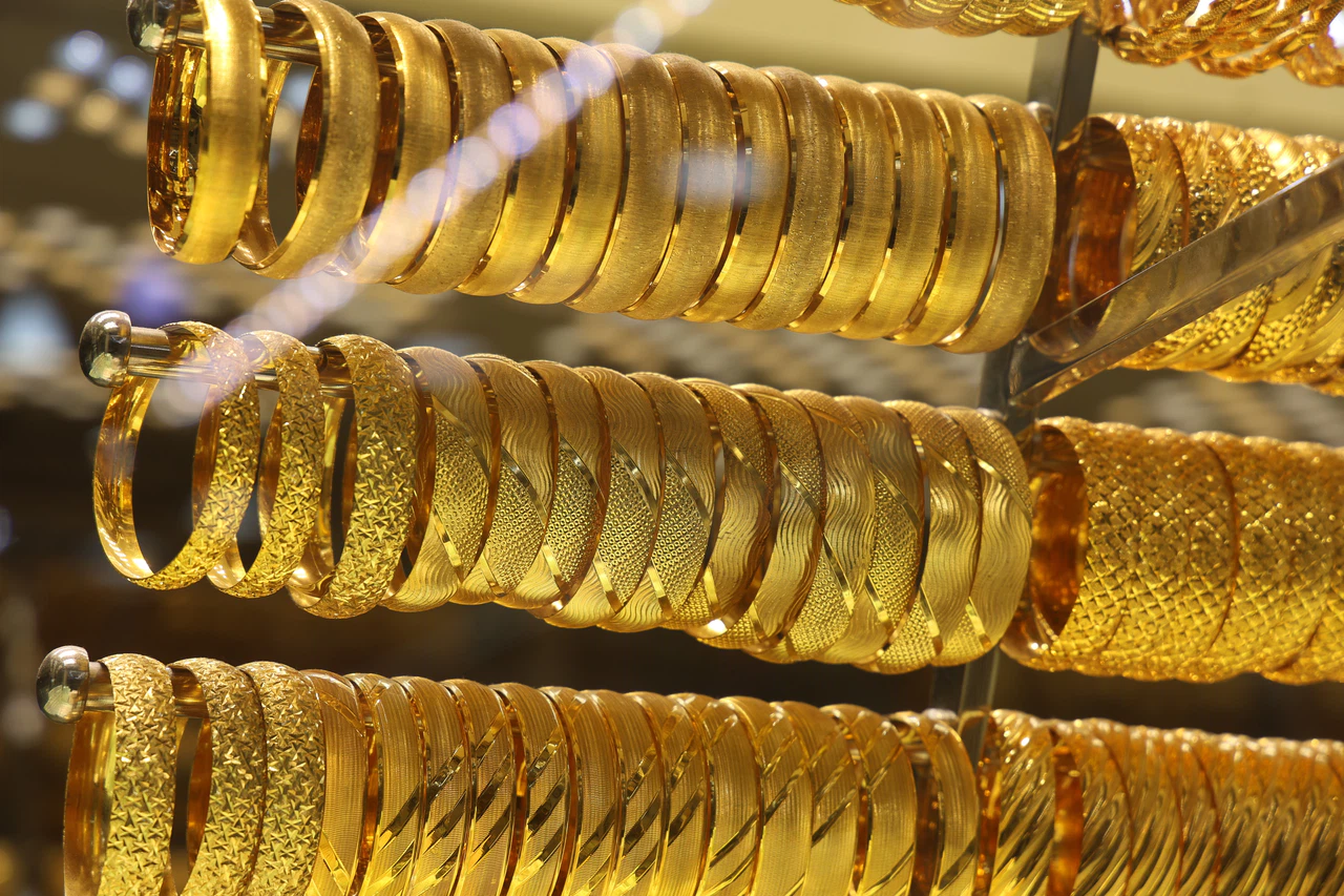 Konyalı soluğu kuyumcuda aldı. Sahte dolar iddiaları Altına rağbeti arttırdı