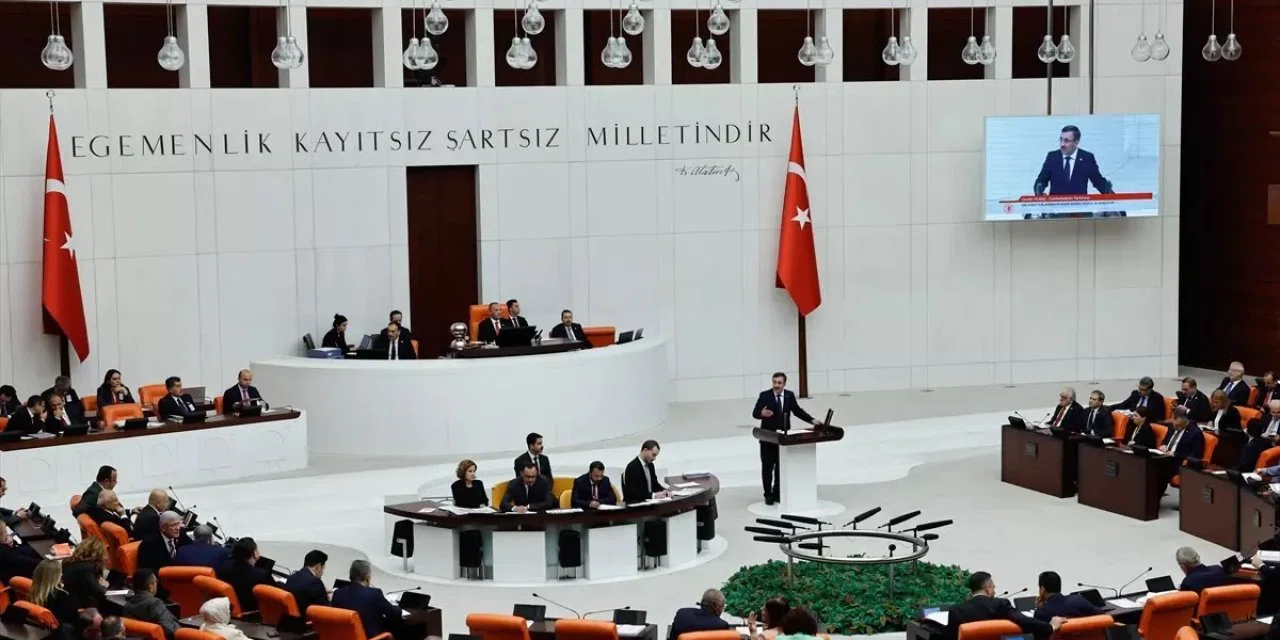 Silah bırakan terör örgüt mensuplarının topluma kazandırılmasına TBMM karar verecek
