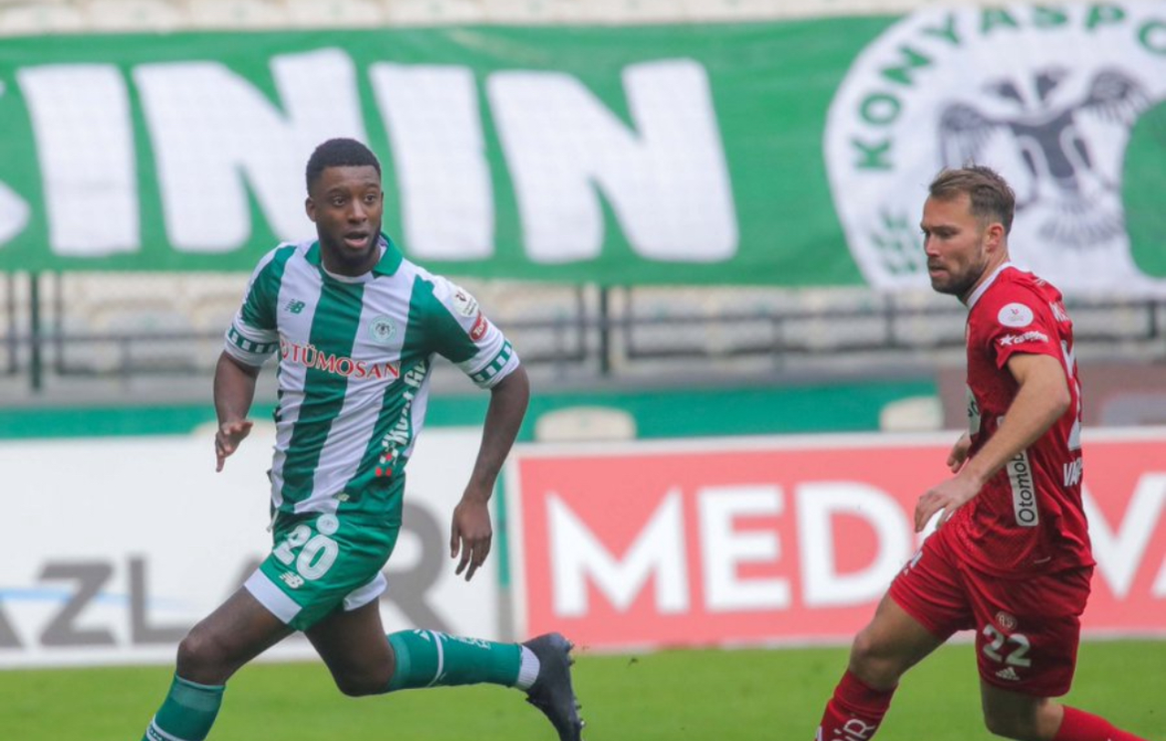Konyaspor’da Bazoer’den flaş sözler! "Artık hayal kırıklığı…”
