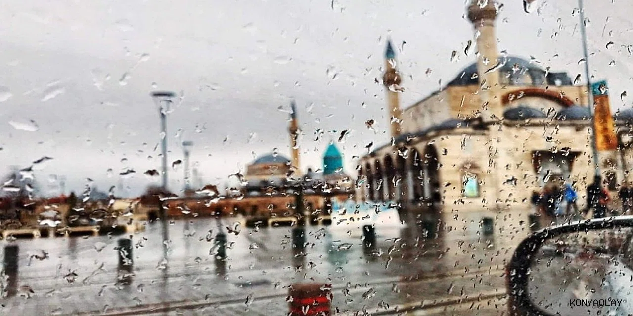 Konya'da sıcak havalara aldanmayın! O ilçelere gök gürültülü sağanak geliyor