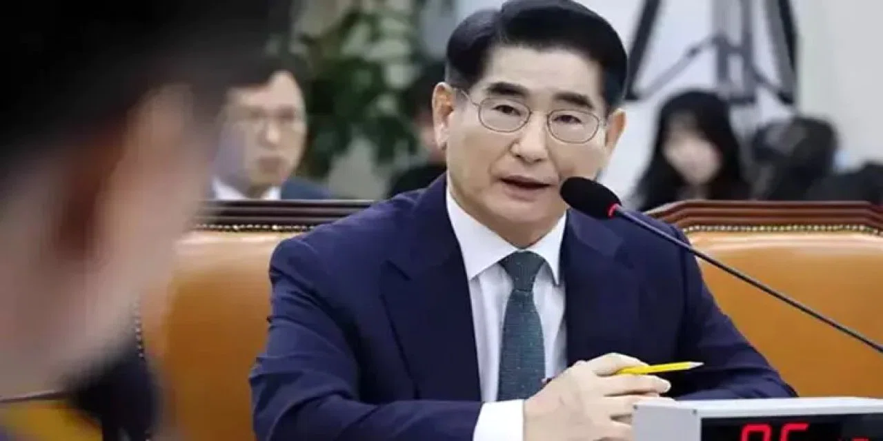 Eski Güney Kore Savunma Bakanı Kim Yong-hyun, tutuklandı