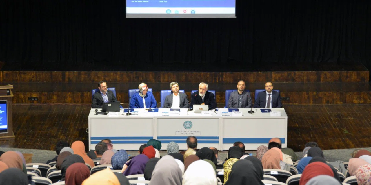 NEÜ'de 'Toplumsal Cinsiyet' tartışıldı