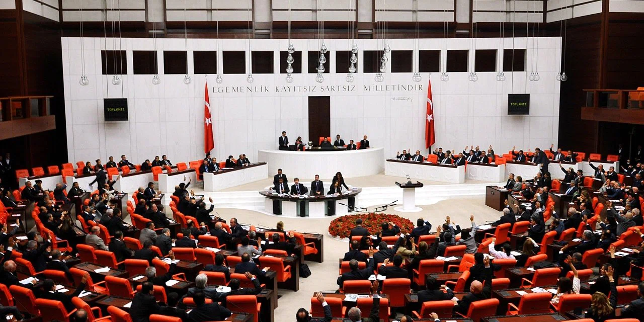 Üç parti genel başkanı hakkında fezleke düzenlendi