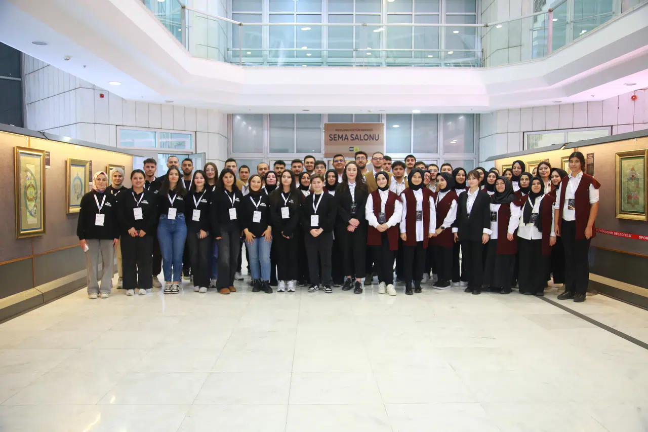 Konya'ya ziyaretçi akını. Ekipler özenle ilgileniyor