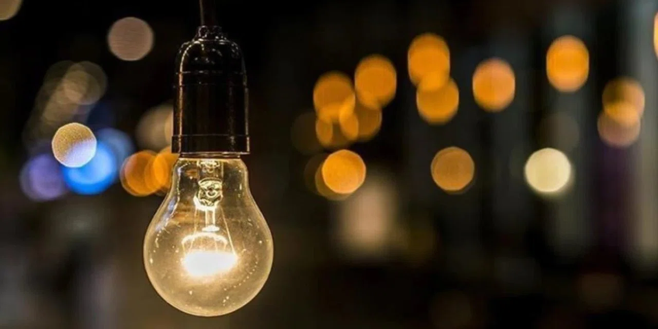 Avrupa'nın 3 büyük ülkesi elektriksiz kaldı