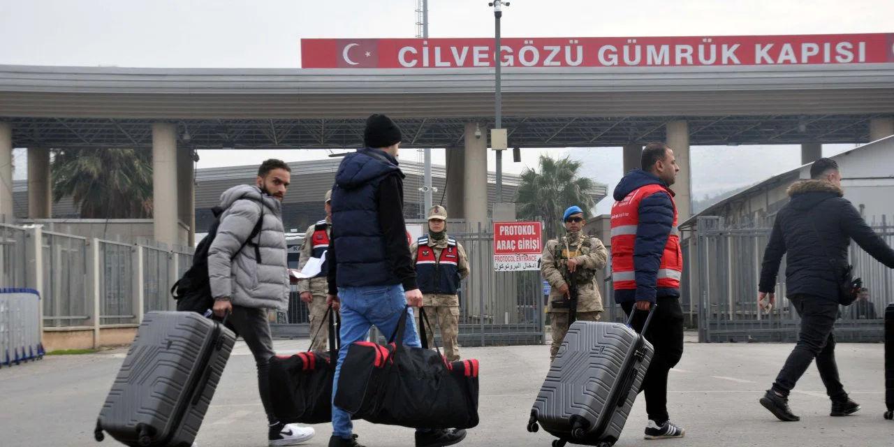 Kaç Suriyeli döndü kaçı kaldı; Bakan açıkladı