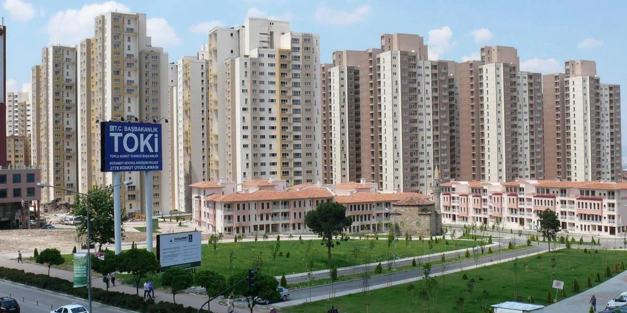 Çevre Bakanlığından 11 ile müjde geldi: 452 bin 983 konut teslim edilecek