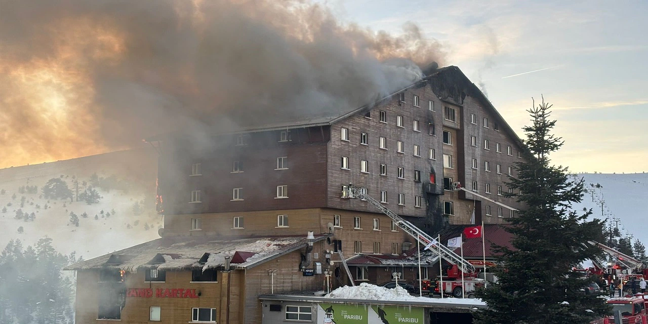Bolu’daki otel felaketinde müfettiş ön raporu çıktı; 5 kez denetlenmiş yangın güvenliğine bakılmamış