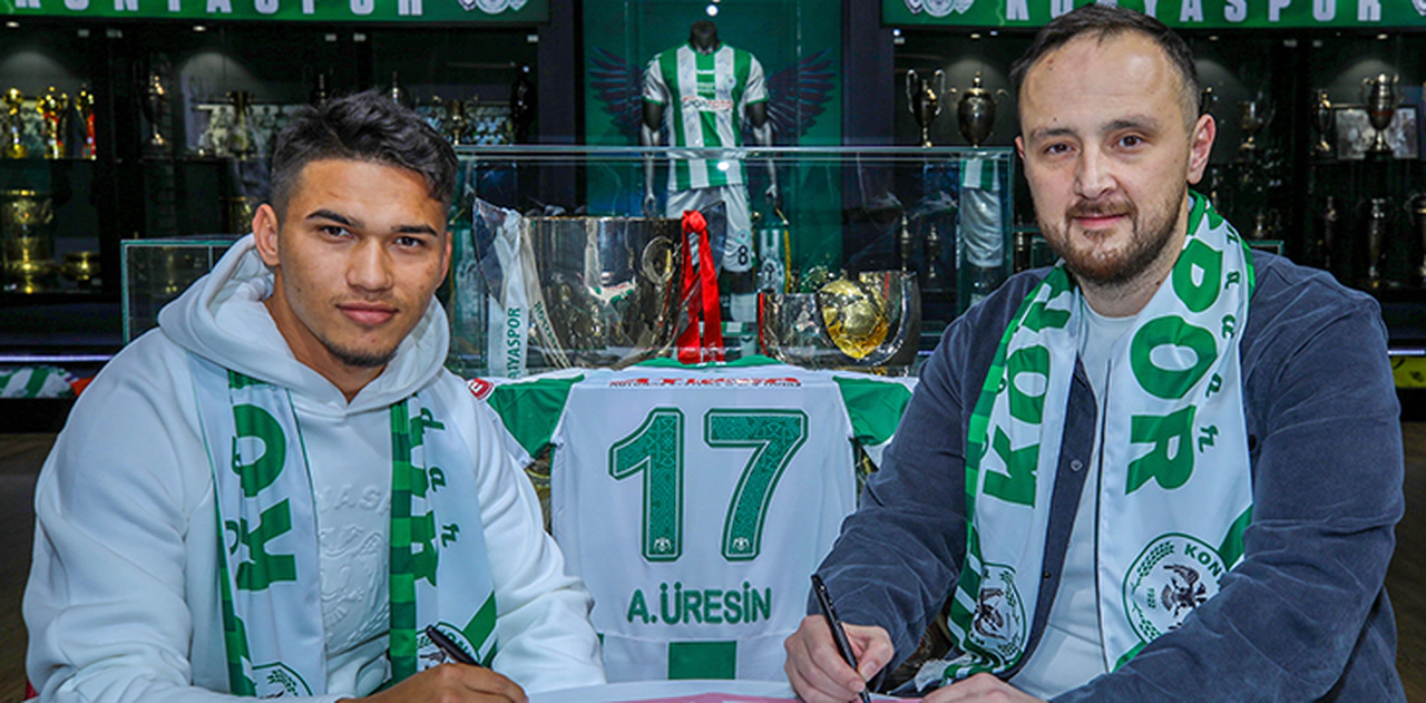 SON DAKİKA! Konyaspor’dan ilk imza geldi! Resmen açıklandı