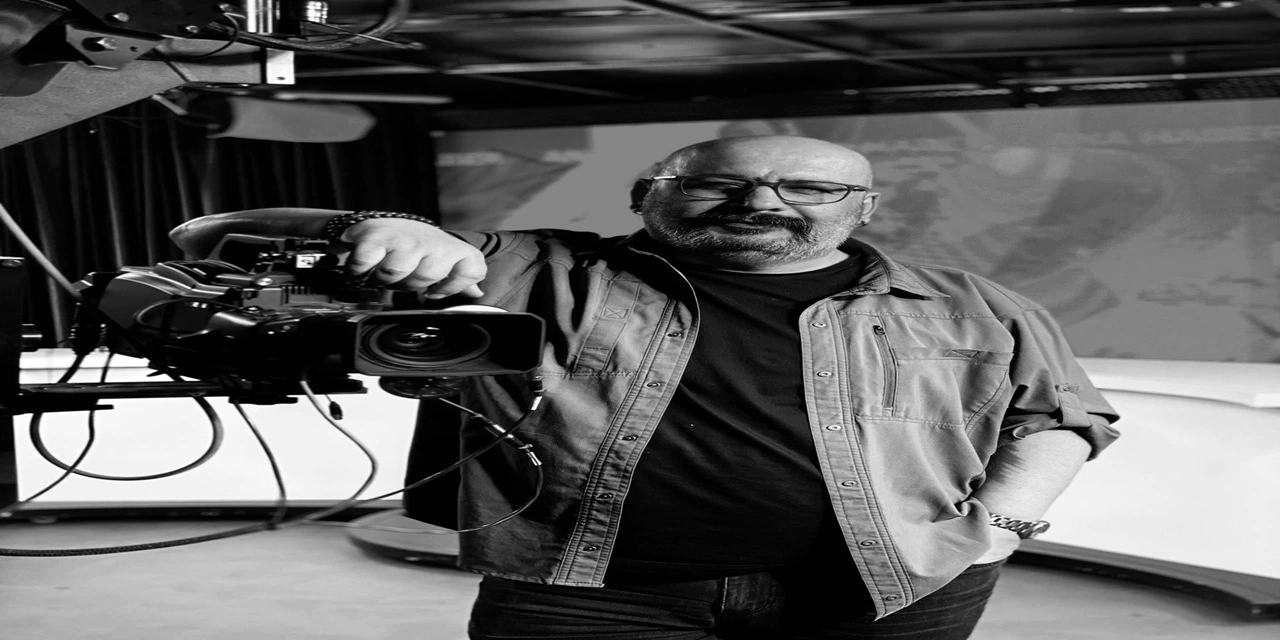 Seyirci, görünmeyen bir "ritim"le haberi izlerken, ekran arkasında neler yaşandığını asla bilemez