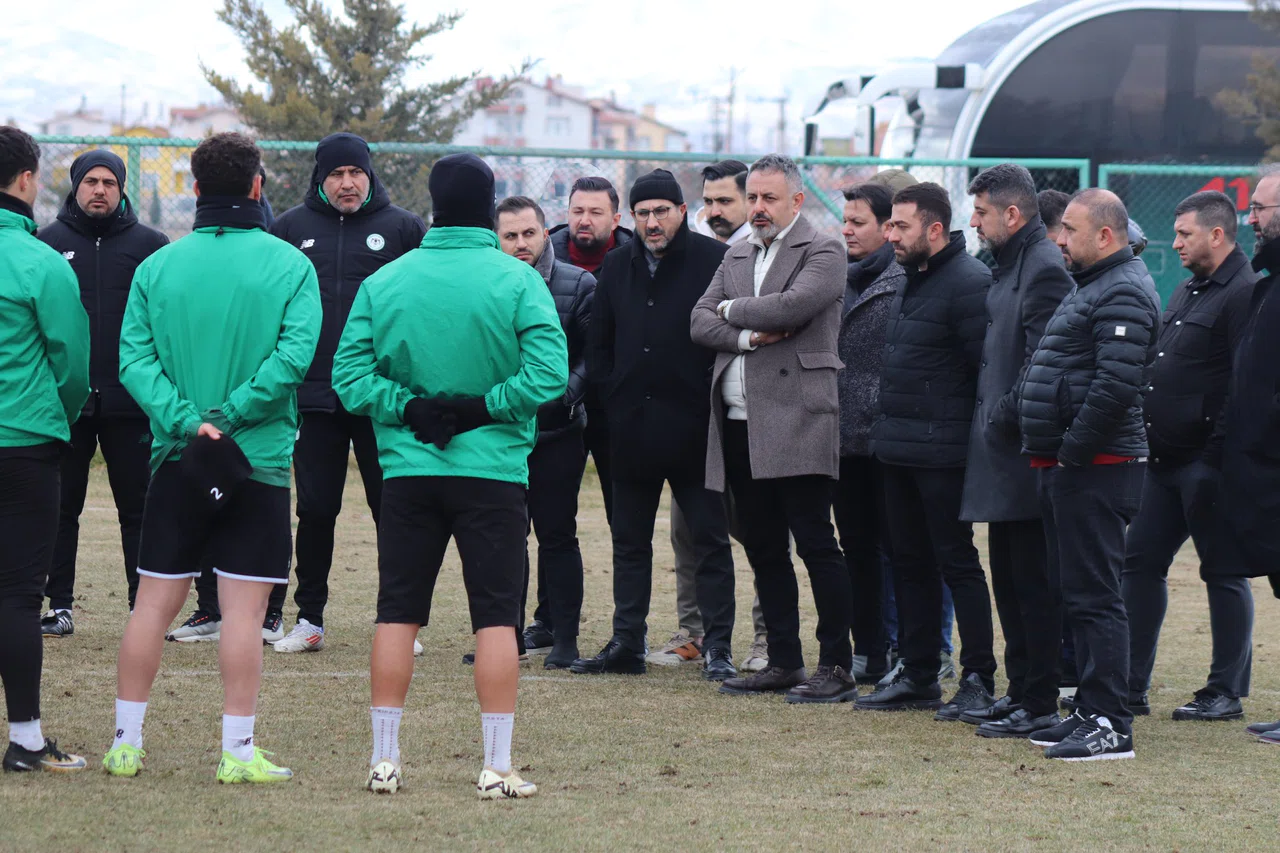 Başkan Korkmaz‘dan 1922 Konyaspor’a kritik ziyaret
