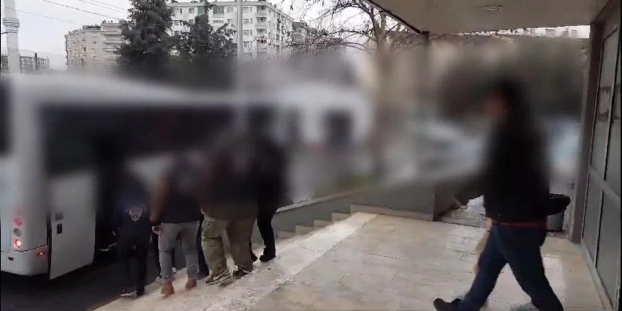 Torbacı operasyonu: 104 şüpheli tutuklandı