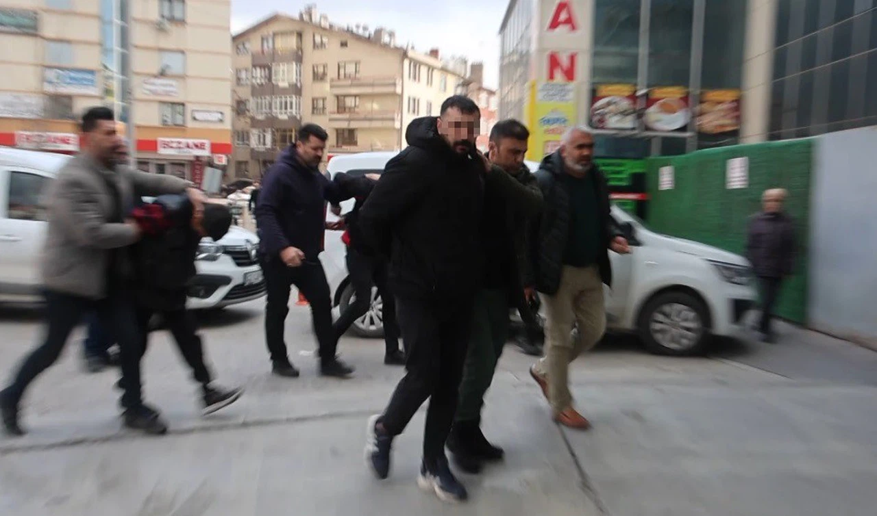 Konya'da koca dehşeti. Boşanma dilekçesi yazan arzuhalciye kurşun yağdırdı