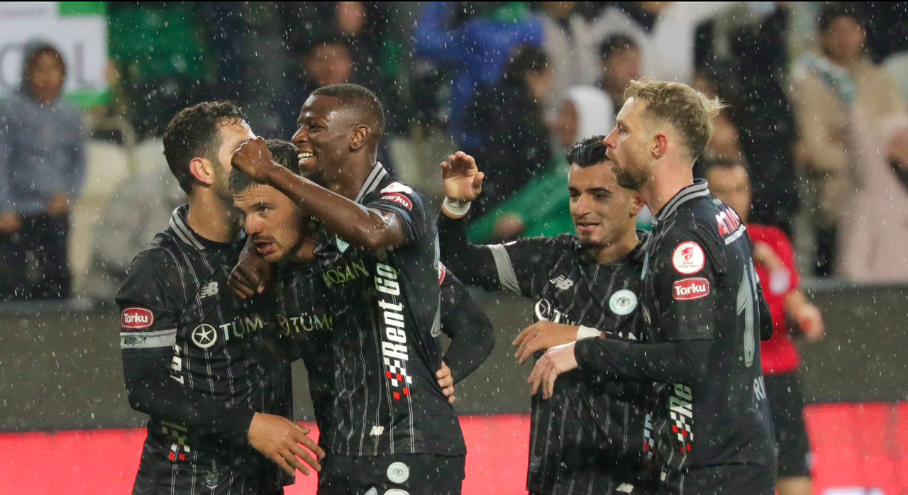 Konyaspor’un ilk 11’i belli oldu!