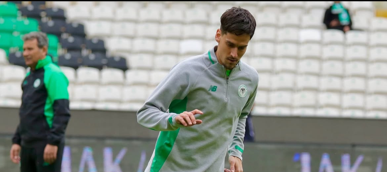 Konyaspor’a kötü haber! Tecrübeli isim cezalı duruma düştü