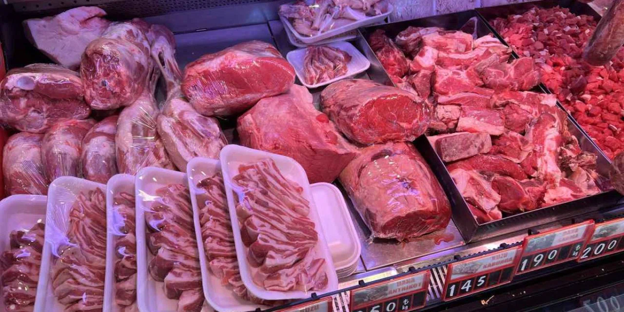 Lahmacunda at ve eşek eti, nar ekşisinde boya