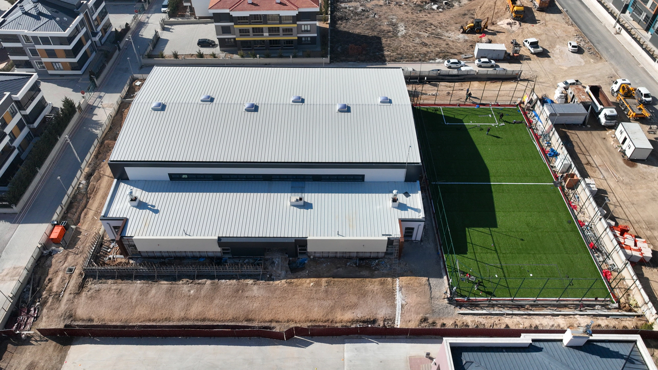 Konya Spor Lisesi’ne yeni spor tesisleri. Konyasporlu futbolcunun adı yaşatılacak