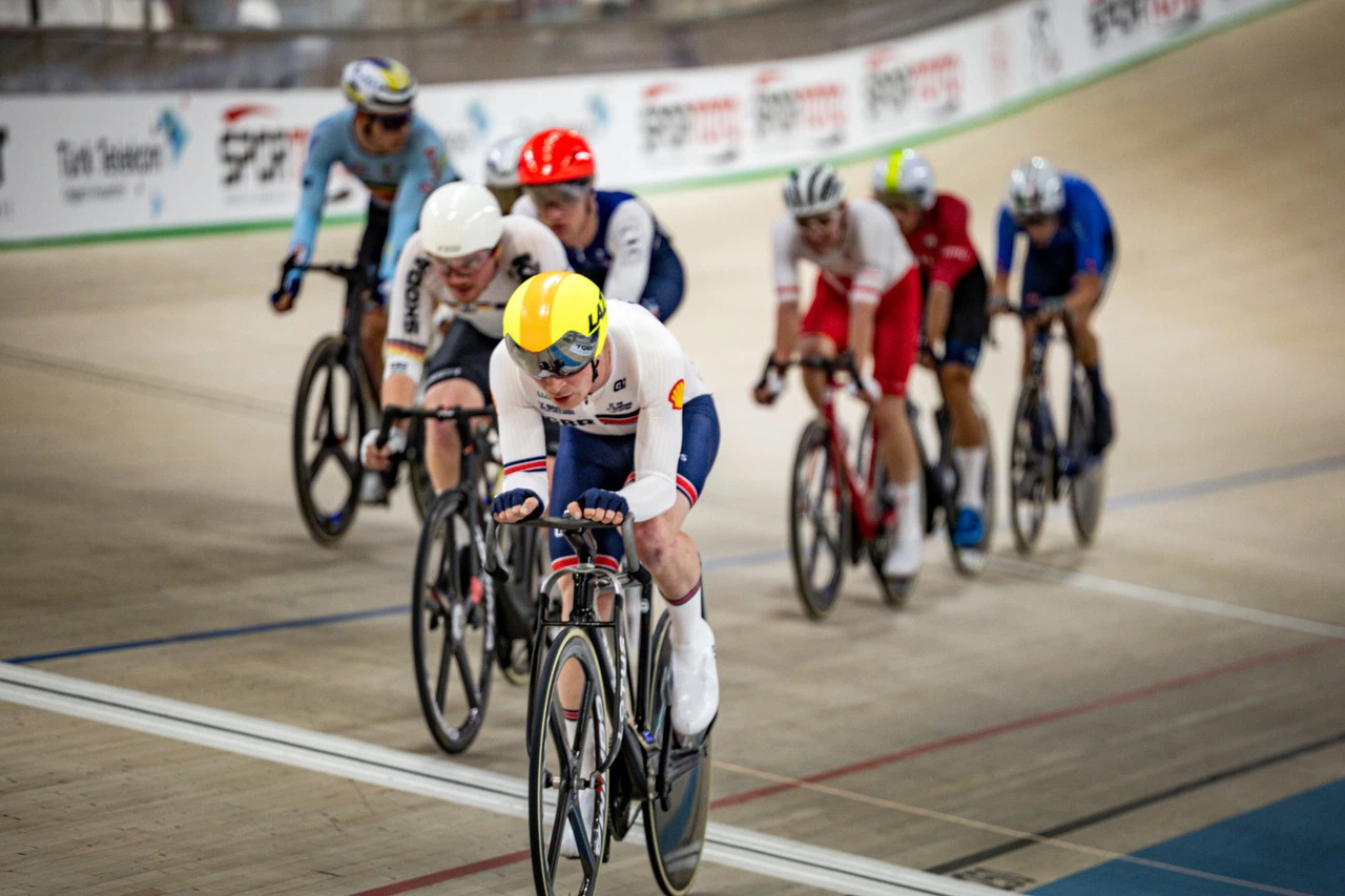 Konya'da yıldızlar geçidi sona erdi. Konya Velodromu dünya sahnesinde