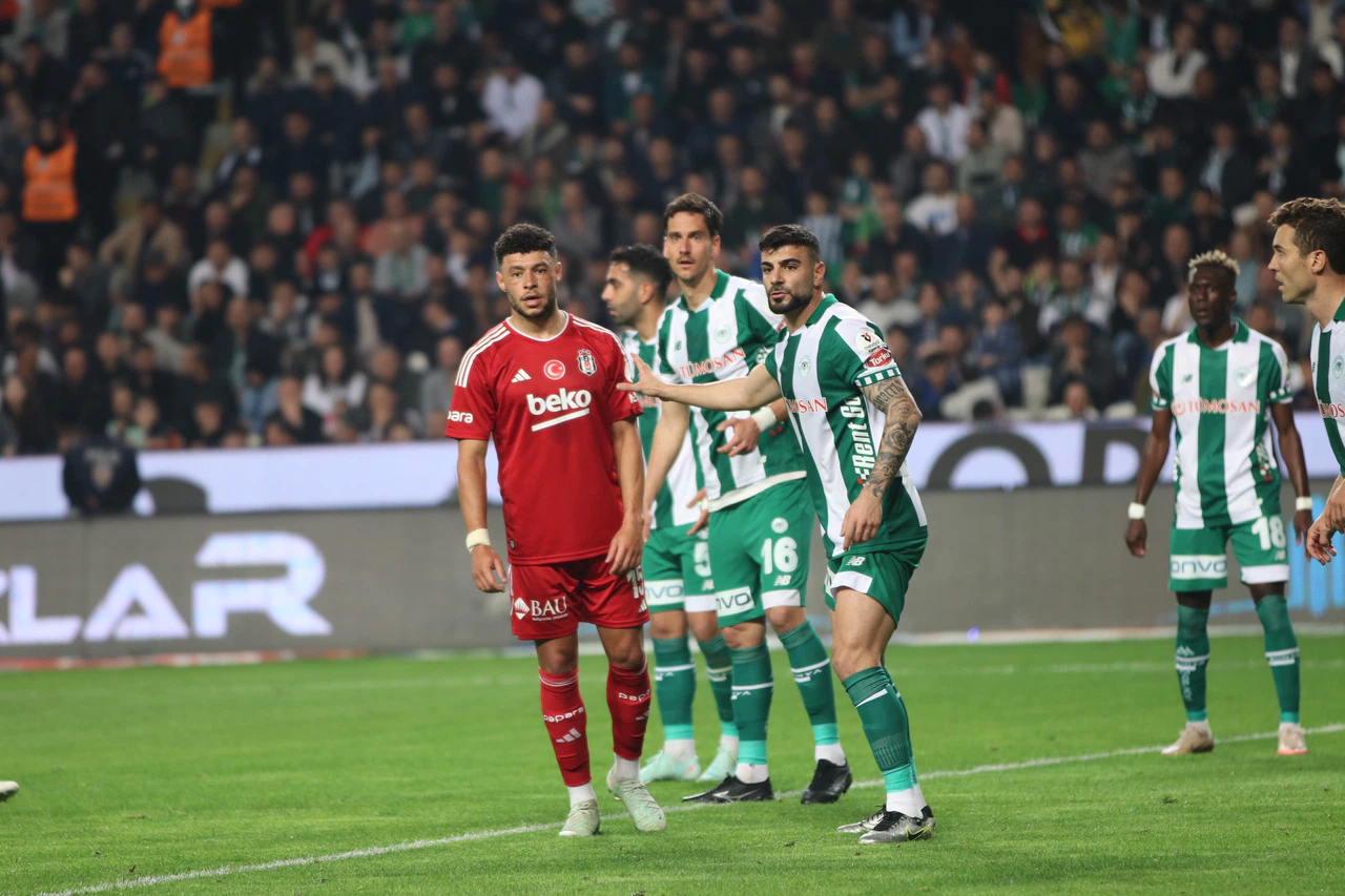 Konyaspor'un galibiyeti dengeleri değiştirdi. Küme hattına sürpriz adaylar geldi