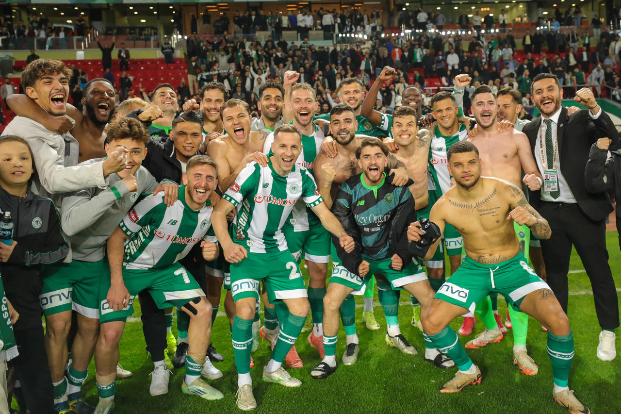 Konyaspor’un gençlik aşısı meyvelerini vermeye başladı. Yeşil - Beyazlıların geleceği emin ellerde