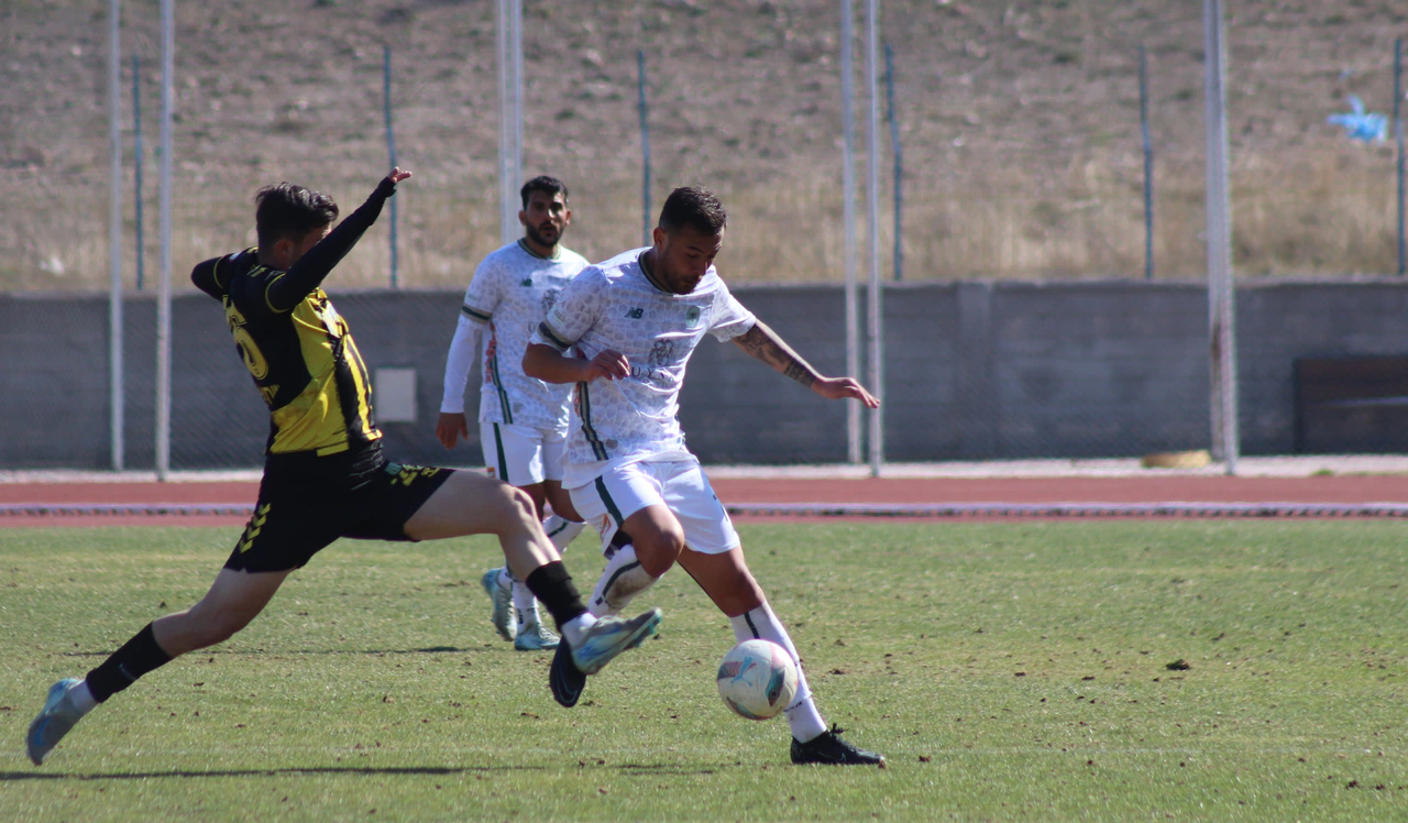 1922 Konyaspor evinde Bayburt ile yenişemedi