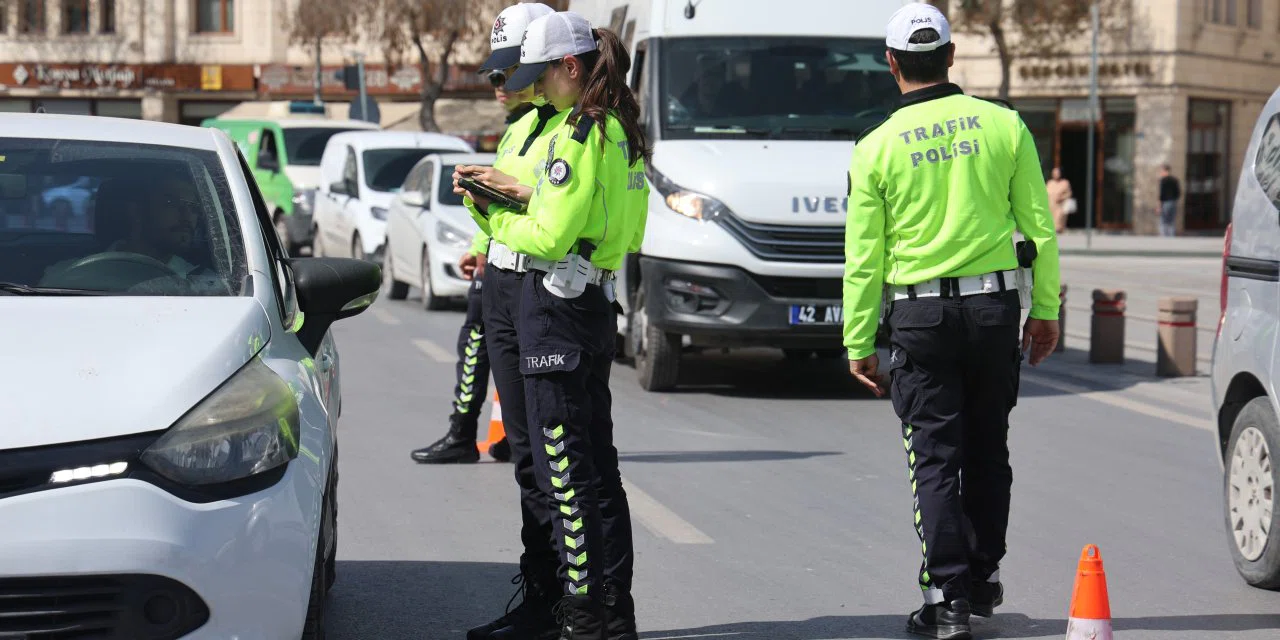 Konya'da trafik sıkışıklığını önlemenin 60 yolu; uzmanlar gece gündüz çalıştı