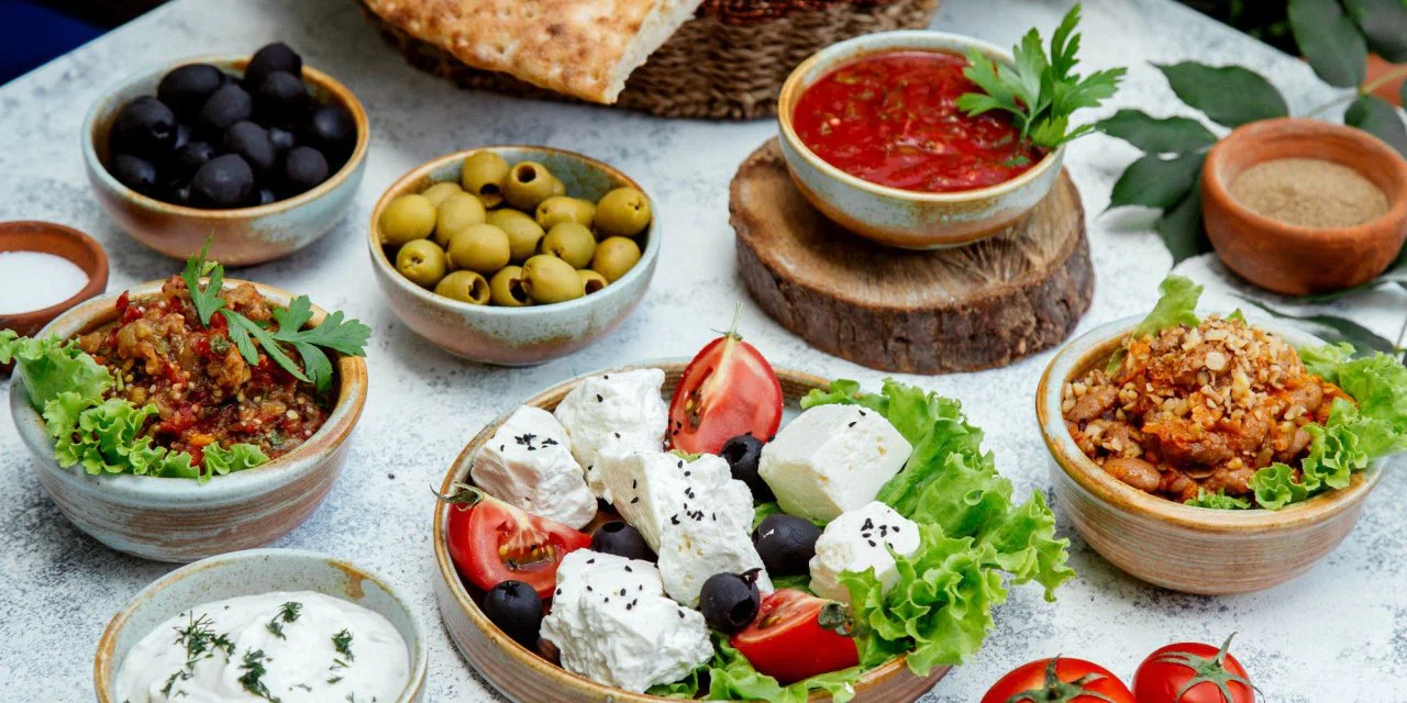 Uzmanı uyardı. Bayramda ani ve aşırı yemek yemeğe dikkat