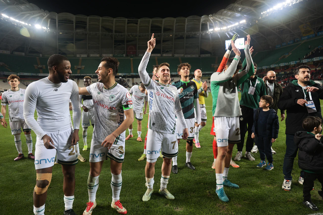 Yarı final moraliyle lige devam. Konyaspor'da gözler Başakşehir zaferinde