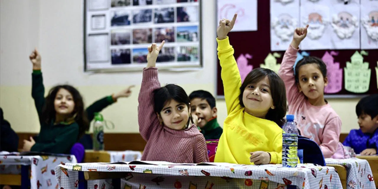 Okullar erken mi tatil olacak? MEB'den açıklama geldi