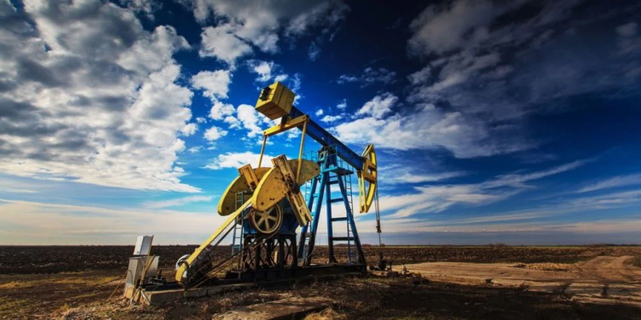 Petrol fiyatları dibi gördü. Son 4 yılın en düşük rakamı açıklandı