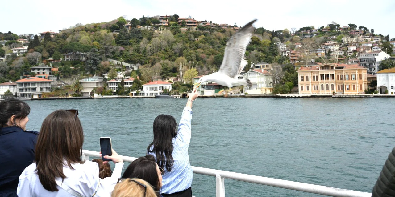 Konya'da YHT öğrenciler için çalışacak. 26 bin kişi İstanbul'a akın edecek