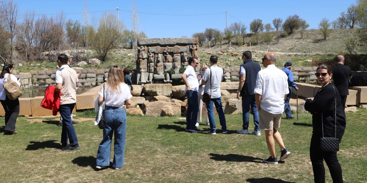 Konya'nın kapıları tamamen açıldı. İranlılar şehre hayran kaldı