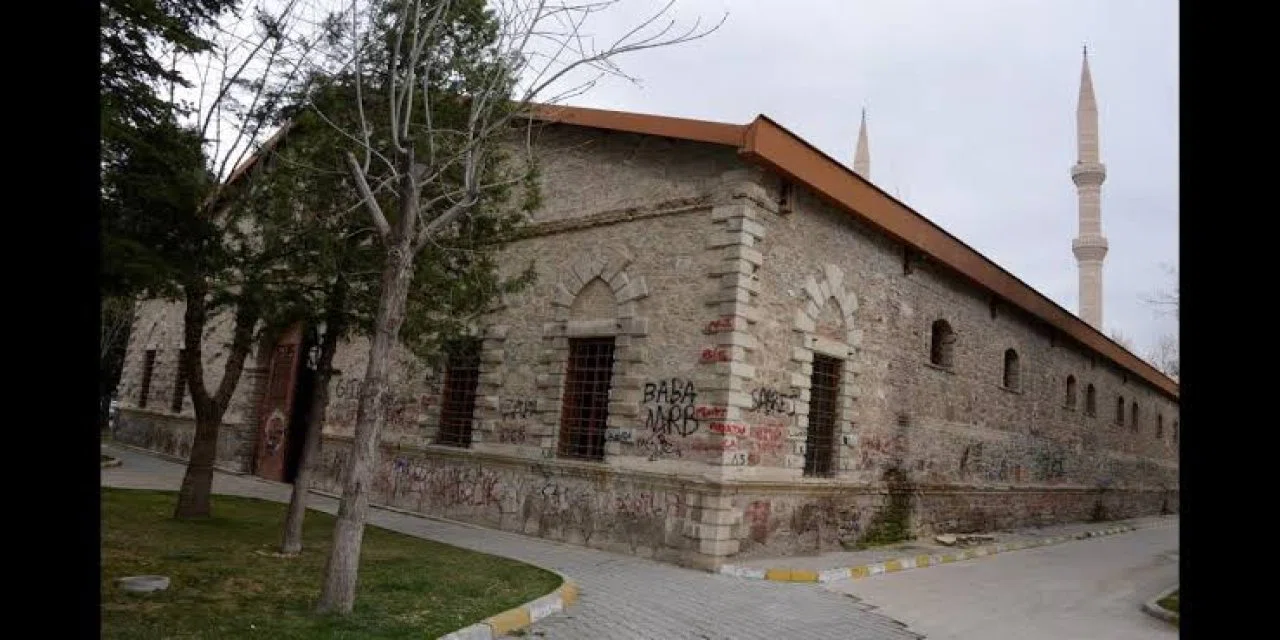 Konya'daki 122 yıllık tarihi yapı, kültür ve sanatın merkezi oldu