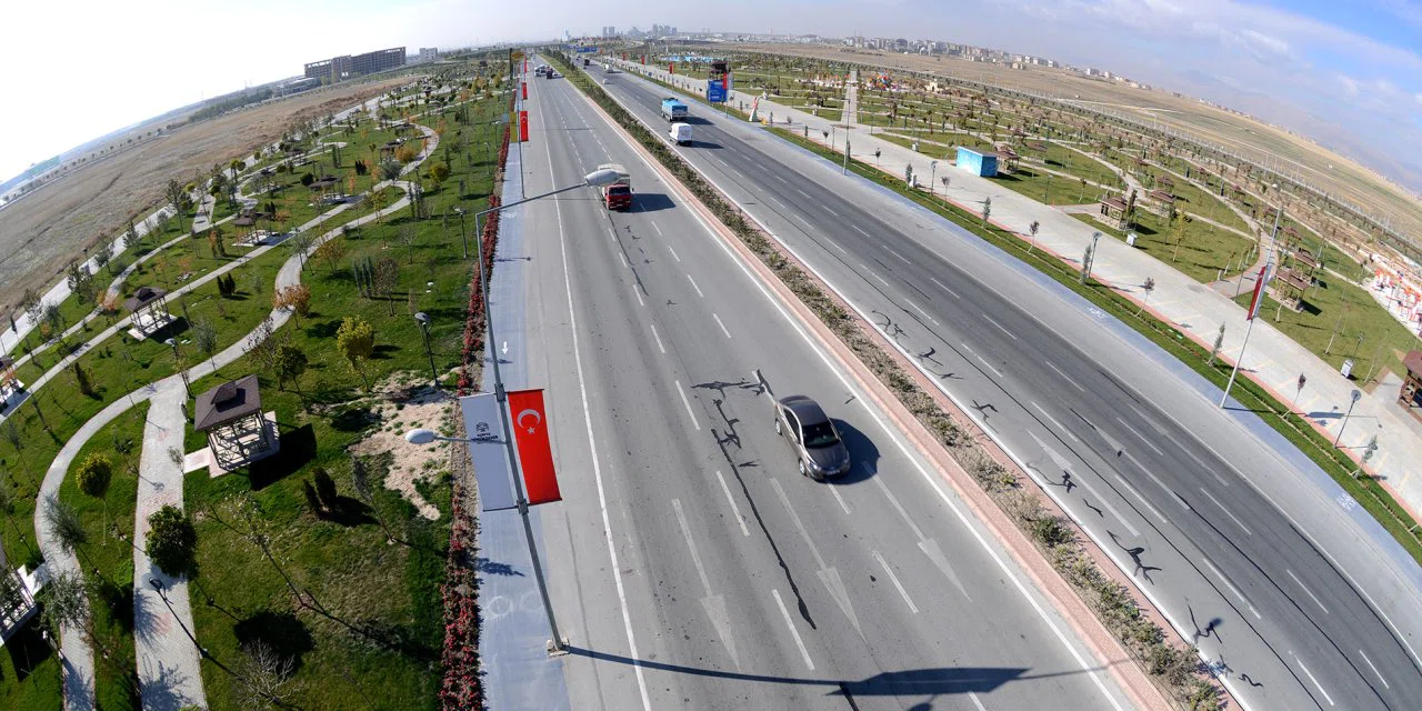Konya'nın en hızlı konumunda 1 Milyar TL'ye arsa satılacak. Sanayi buraya geldi