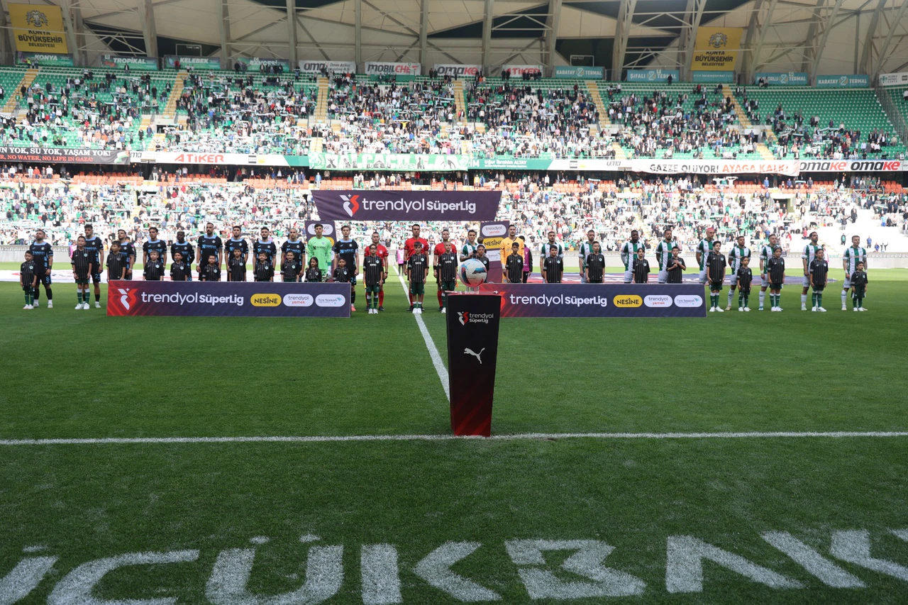 Konyaspor’dan altın 11’e çifte damga. Bazoer ve Yusuf parladı