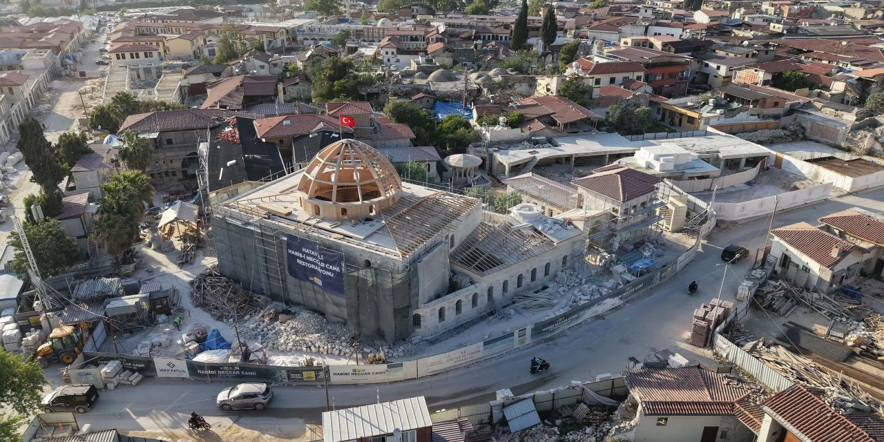 Depremin vurduğu şehre Konya tarihi imza attı. Habib-i Neccar tamamlanıyor