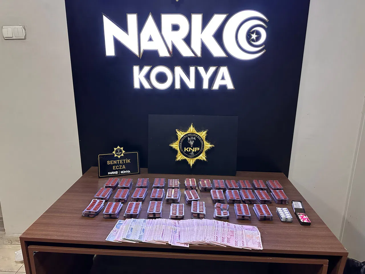 Konya'da uyuşturucu tacirlerine darbe. 37 şahıs tutuklandı