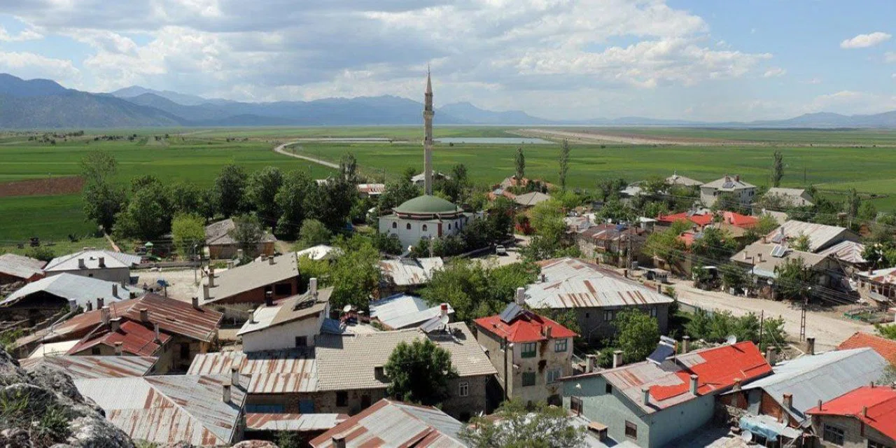 Konya'nın en küçük ilçesi artık köy olacak. Yeni karar geliyor