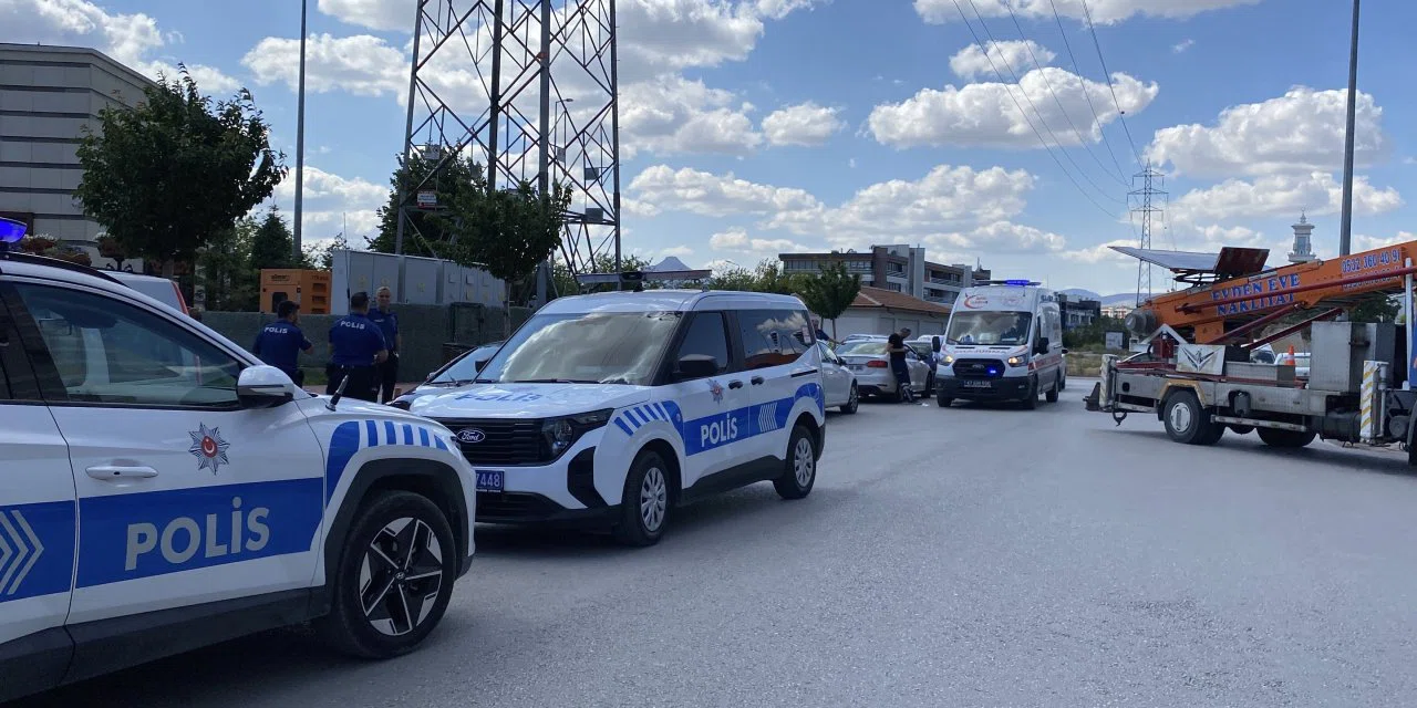 Konya'nın modern parkında korkutan kavga. 15 yaşındaki genç bıçaklandı