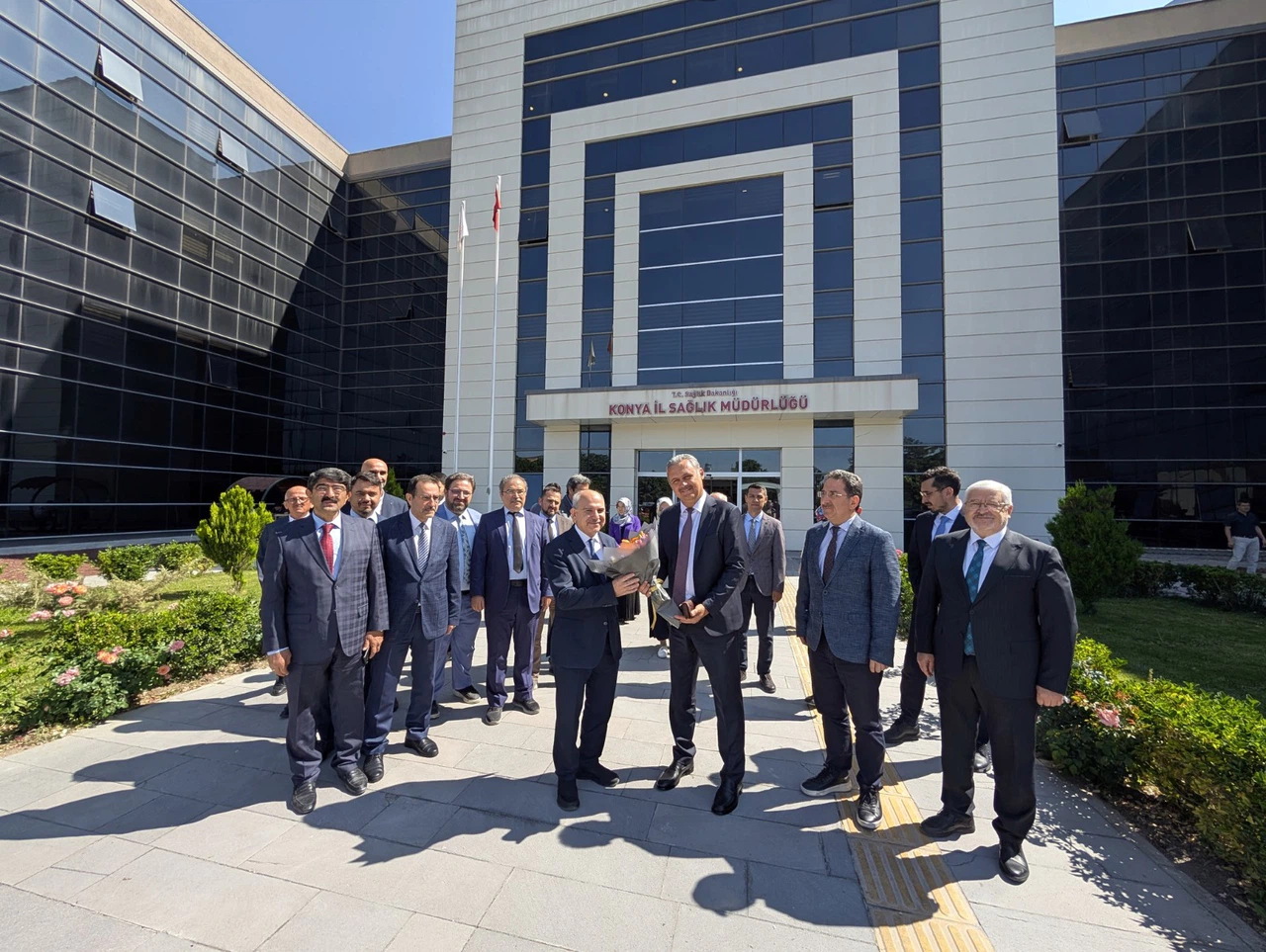 Konya'da 9 yıllık görev devredildi. Şehrin sağlığı artık Dr. Yavuz'a emanet