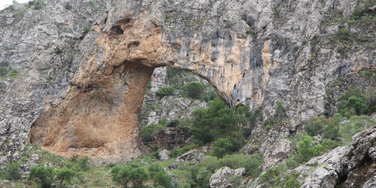 İvriz’in ünlü kaya figürünün benzeri Konya'nın bu ilçesinde de var
