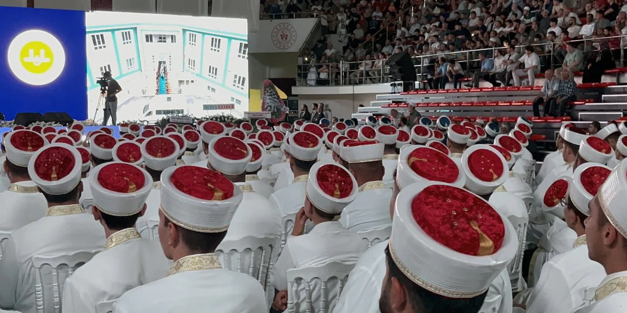 Konya'da Hafızlık İcazet Merasimi töreni