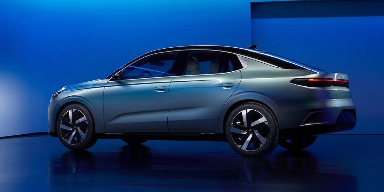 TOGG'un sedan modeli T10F geliyor. Fiyatı belli oldu artık yollara çıkacak