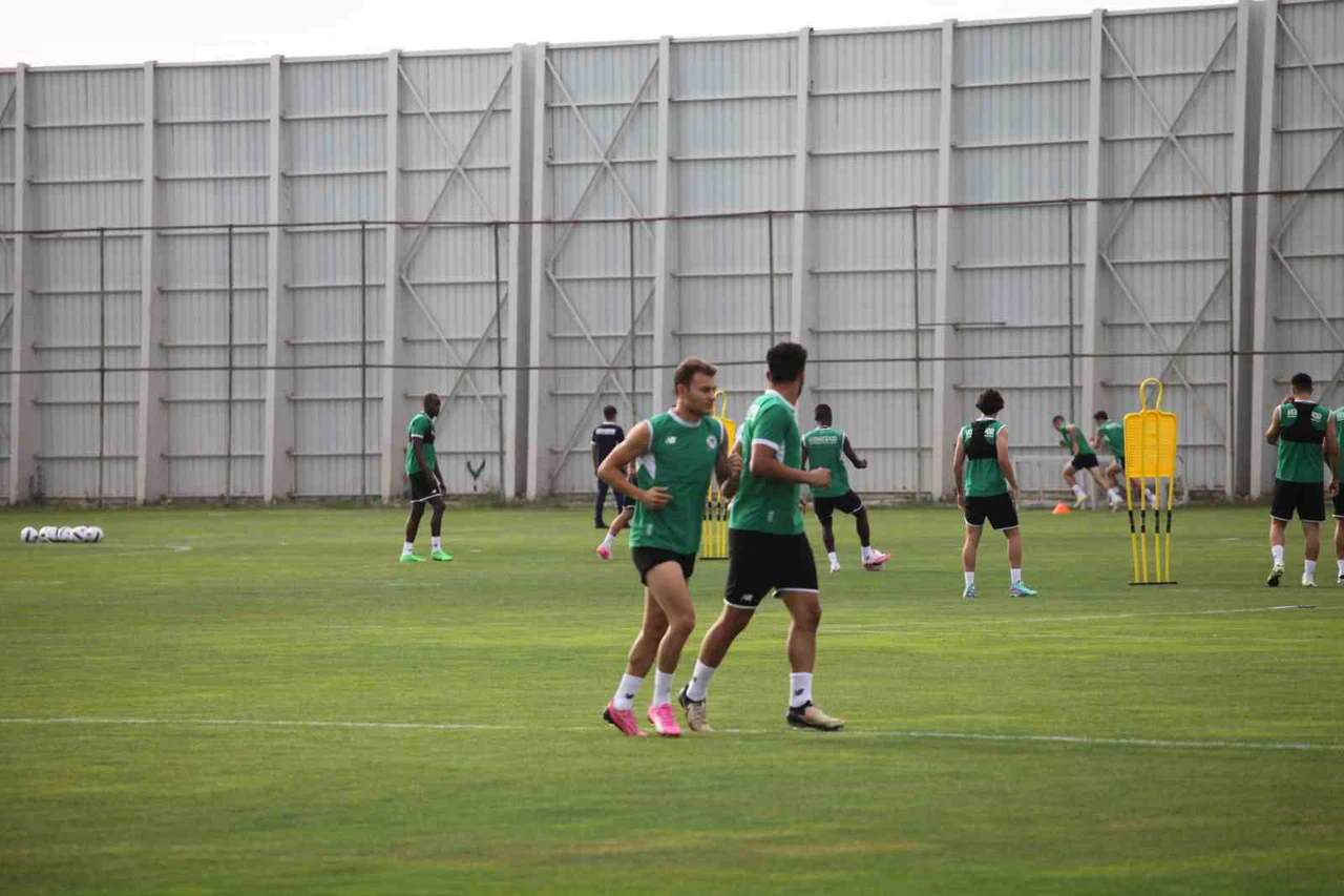 Konyaspor sezonu açıyor. Gözler Kayacık'ta olacak