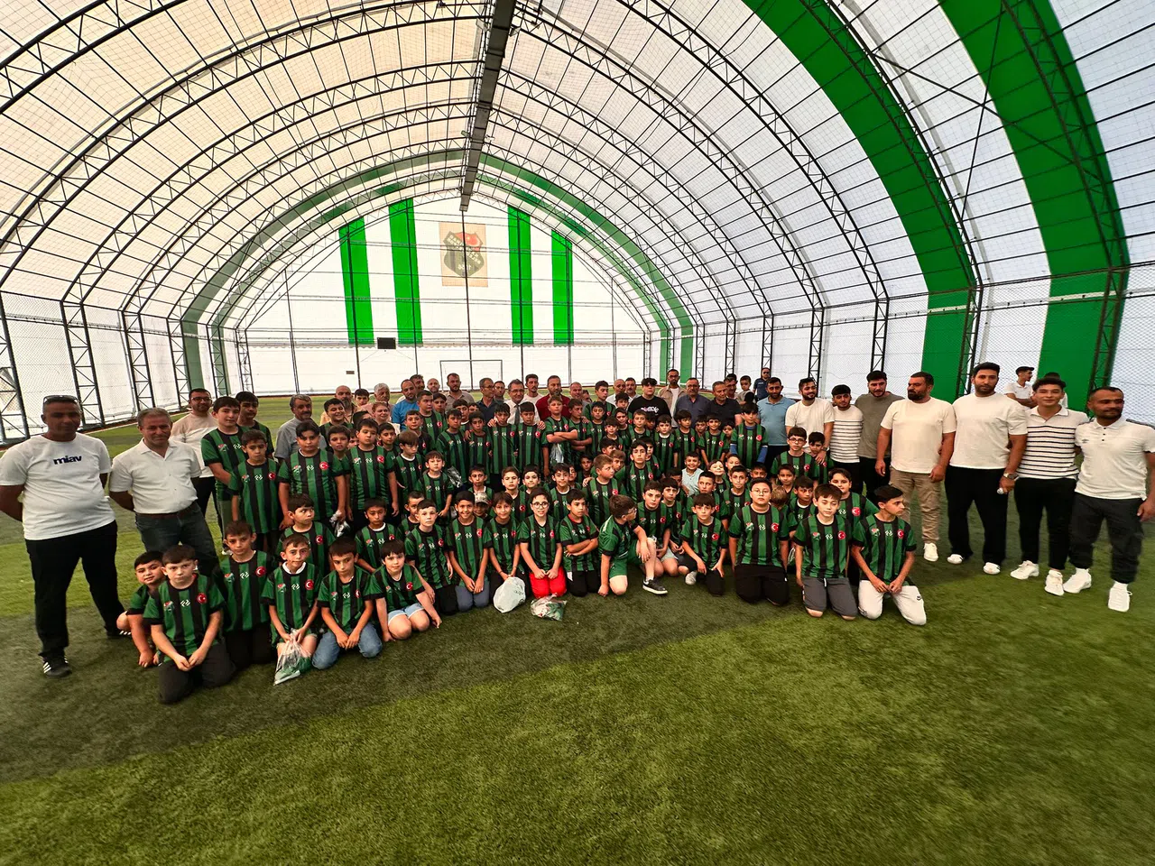 Karapınar Belediyespor Yaz Futbol Okulu coşkuyla başladı