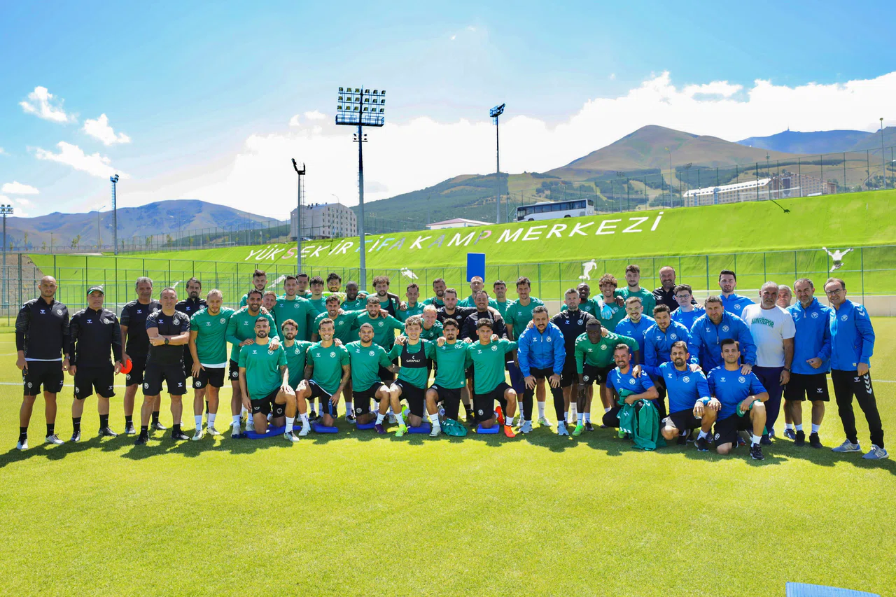 Konyaspor'da bu isimlerin kaderi çiziliyor. Son karar Recep Uçar'da