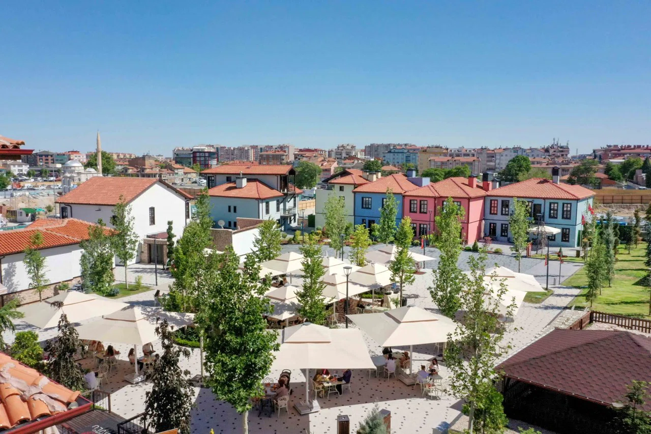 Konya yeni bir mekan kazandı. Suriçi Avlu atmosferi ve menüsüyle konuşulacak