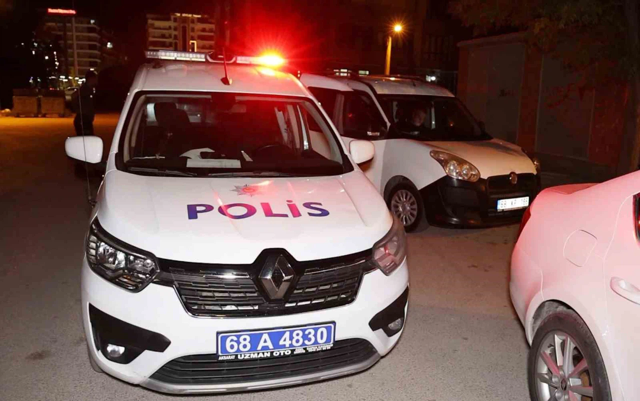 Ehliyetsiz sürücü 3. kez alkolü yakalandı