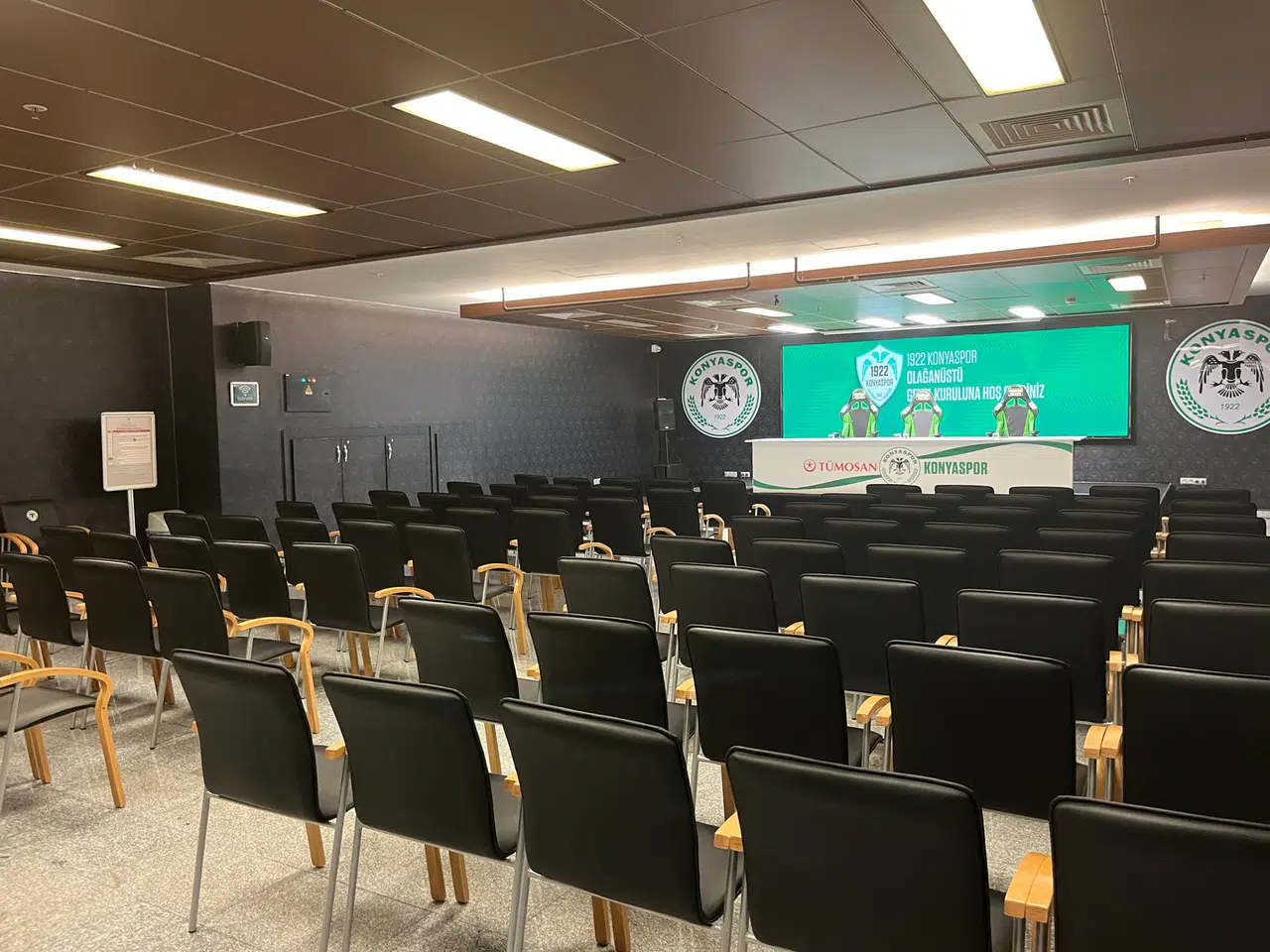 1922 Konyaspor’a geçici yönetim. Pilot takımda kritik 3 hafta