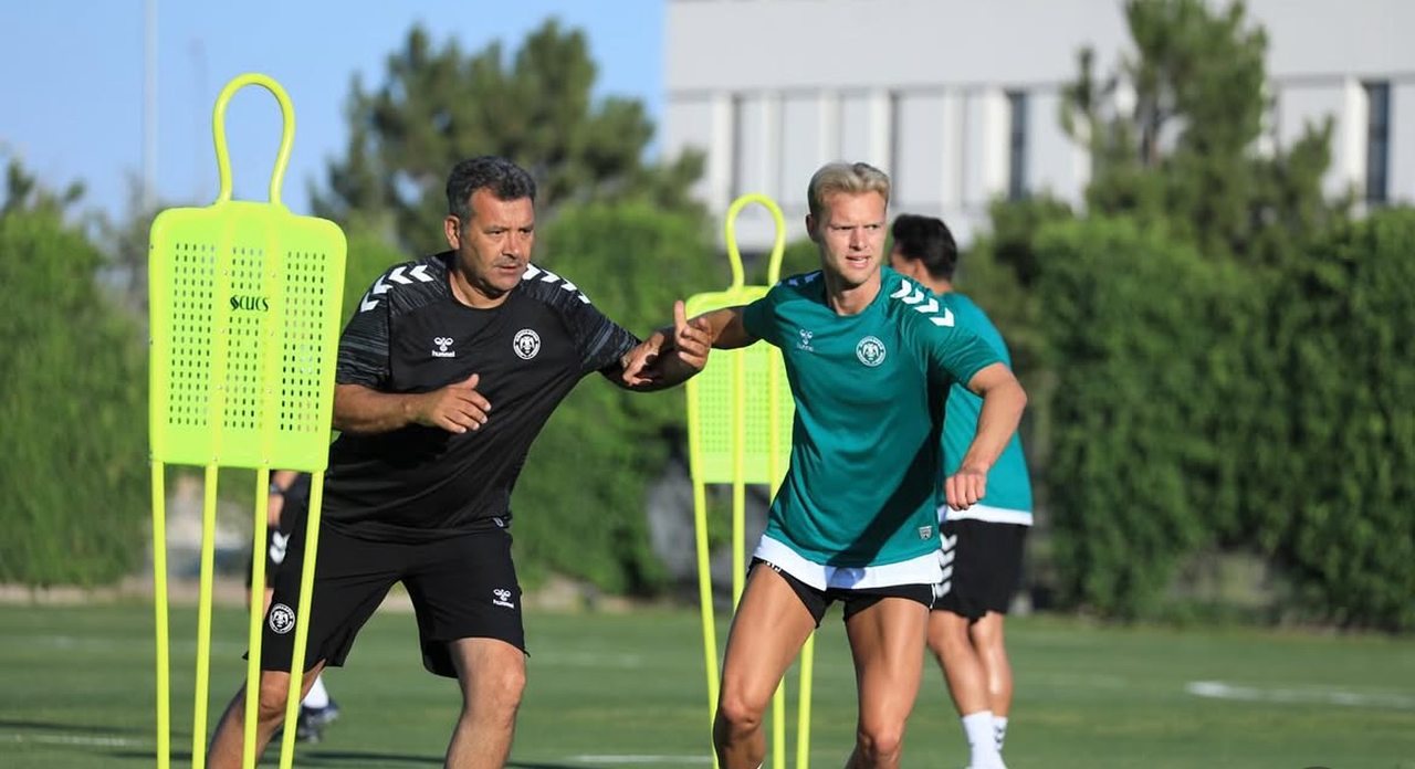 Konyaspor’da beklenmedik bir ayrılık daha yaşanabilir! Polonya basınından transfer iddiası